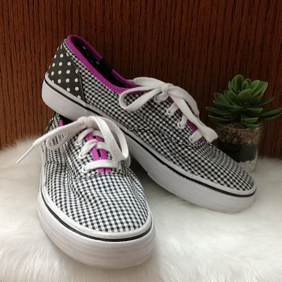 Keds Shoes - Women's Keds sneakers. Size 7